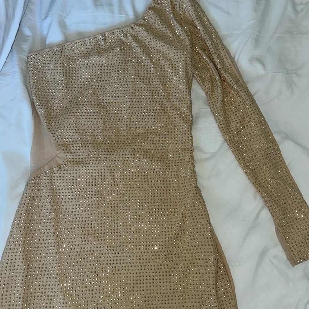 One shoulder dress